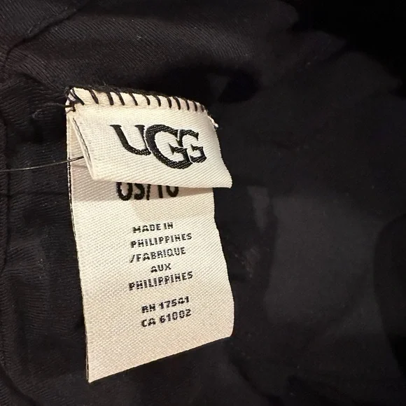 NWT UGG Pink Cloud Fabric Bucket Hat Water-Resistant OS - Picture 7 of 11